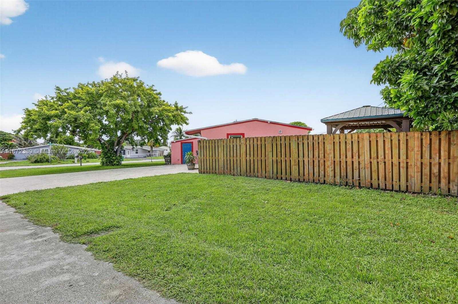 Small Image of 2681 NORTH WEST 63RD AVE, Margate Number 12