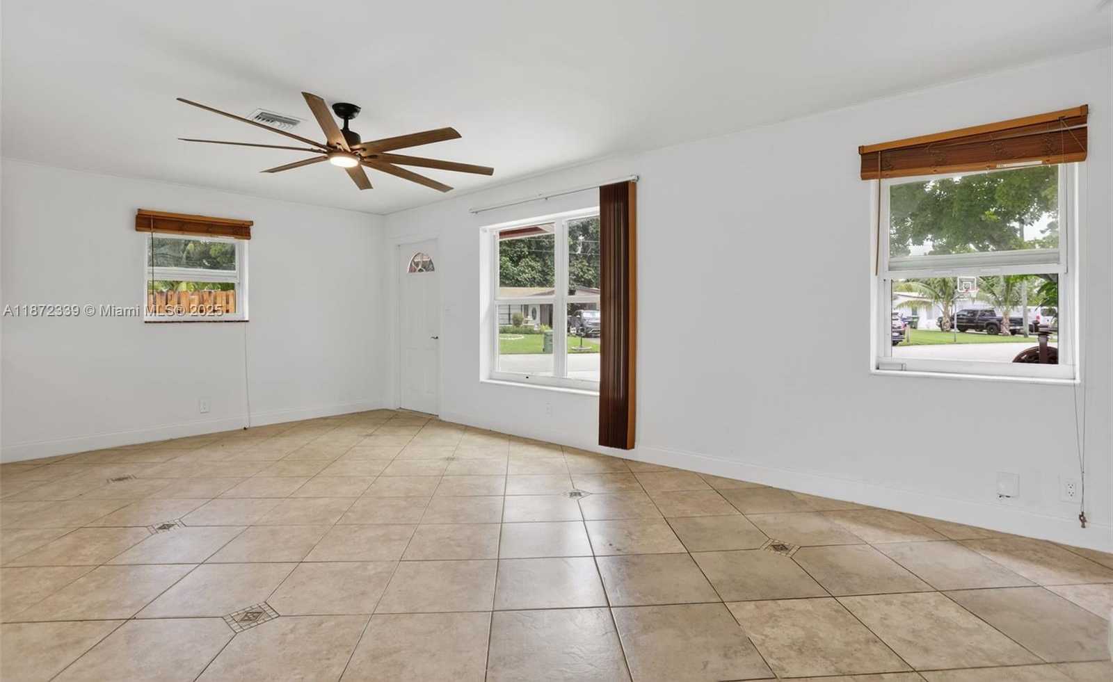 Small Image of 2681 NORTH WEST 63RD AVE, Margate Number 17