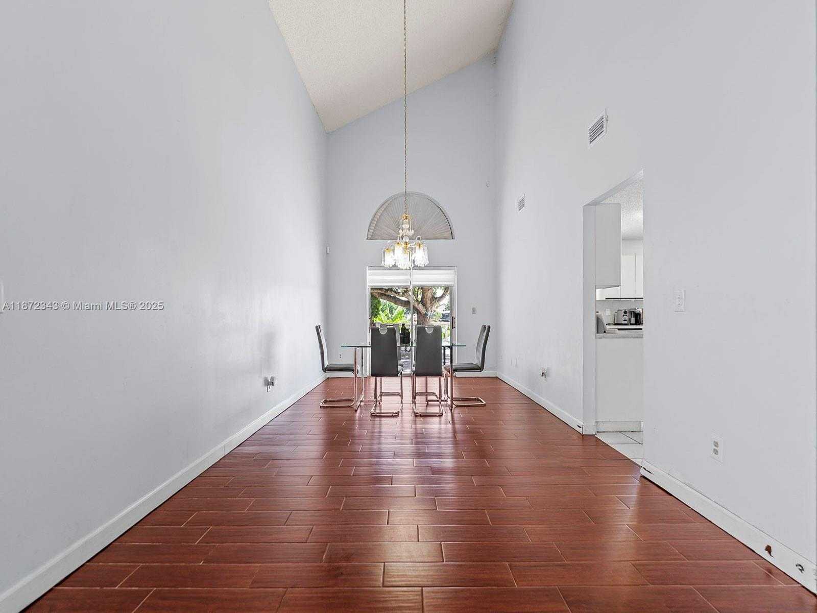 Small Image of 15321 SOUTH WEST 59TH ST, Miami Number 13