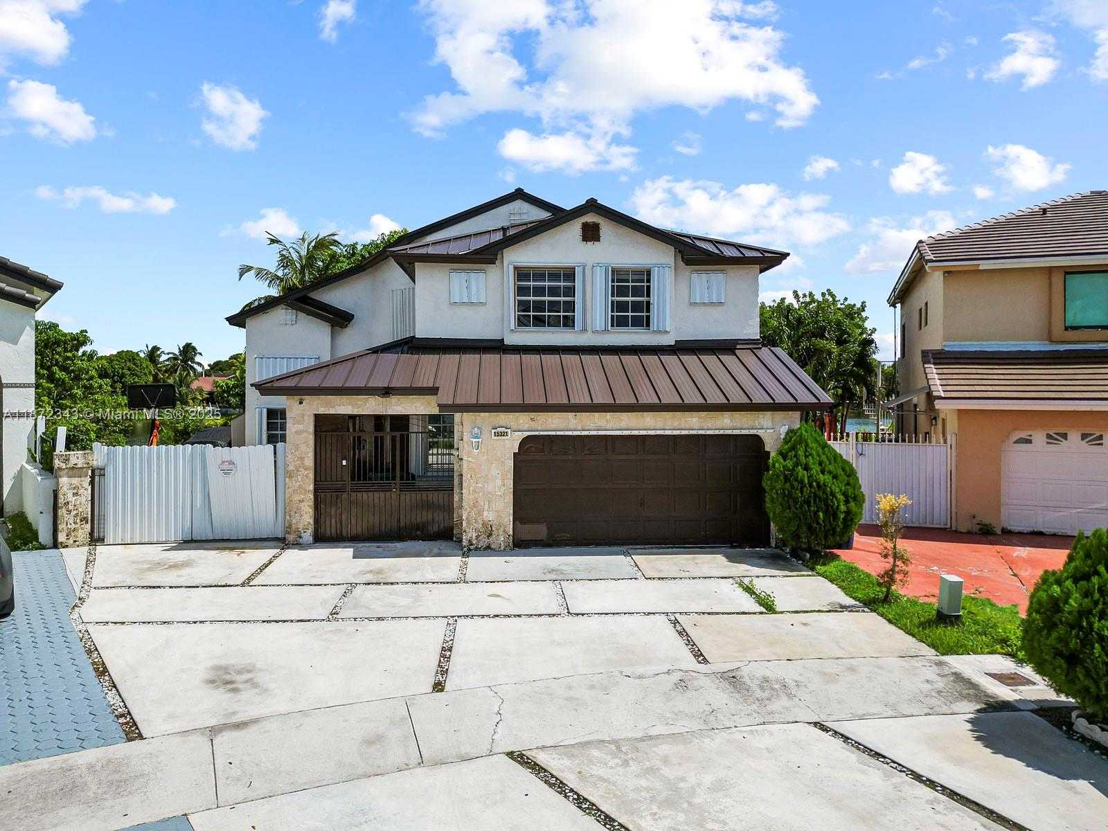 Small Image of 15321 SOUTH WEST 59TH ST, Miami Number 2