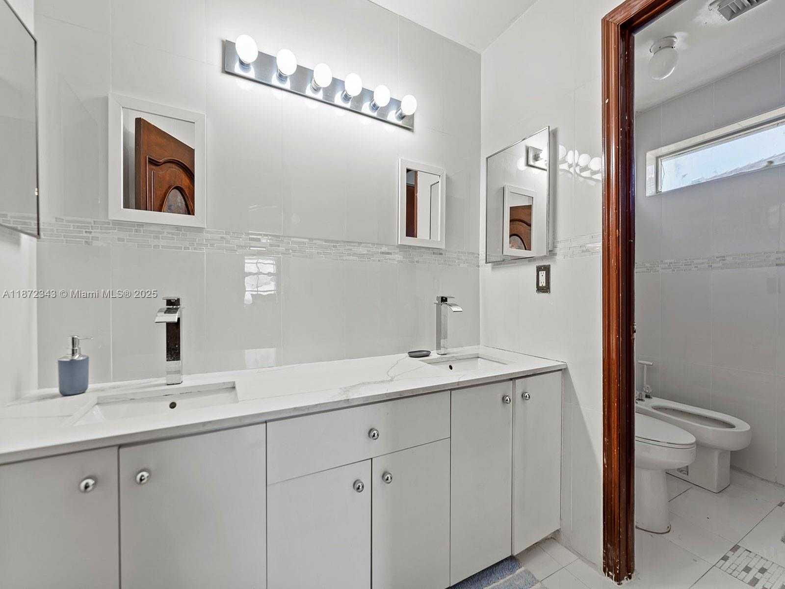 Small Image of 15321 SOUTH WEST 59TH ST, Miami Number 48