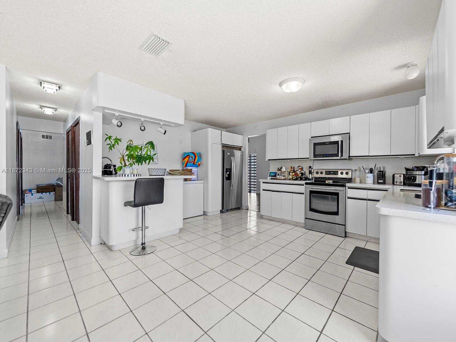 Small Image of 15321 SOUTH WEST 59TH ST, Miami Number 6