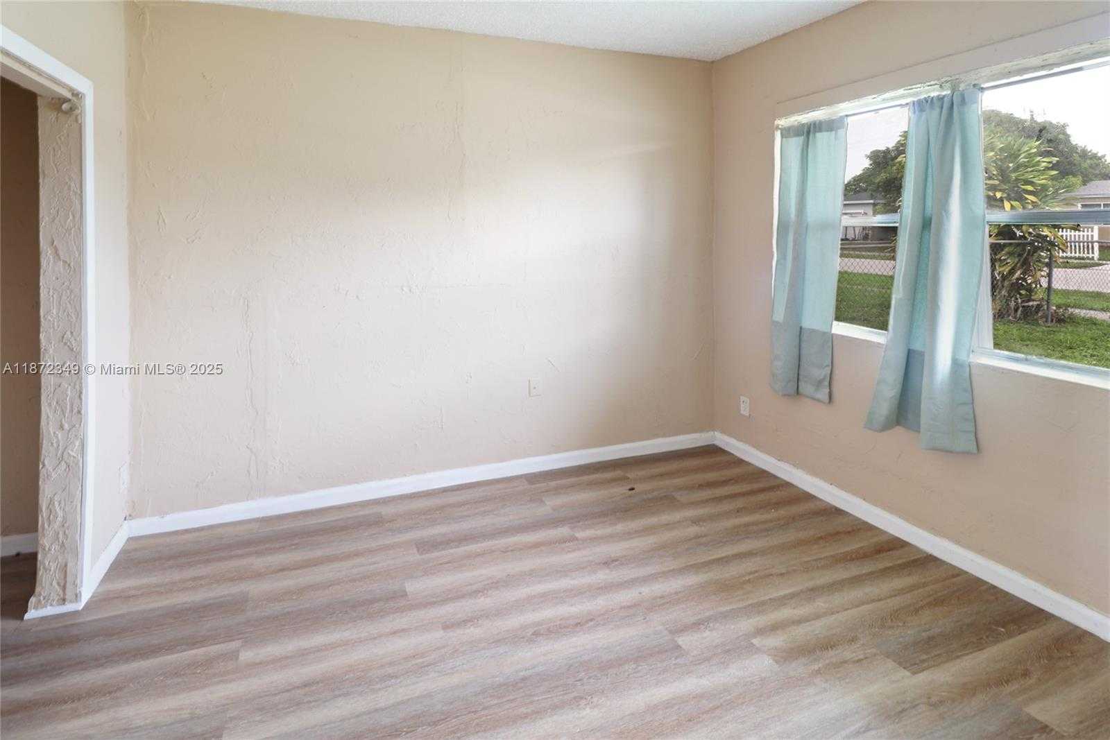 Small Image of 2768 NORTH WEST 5TH ST, Pompano Beach Number 14
