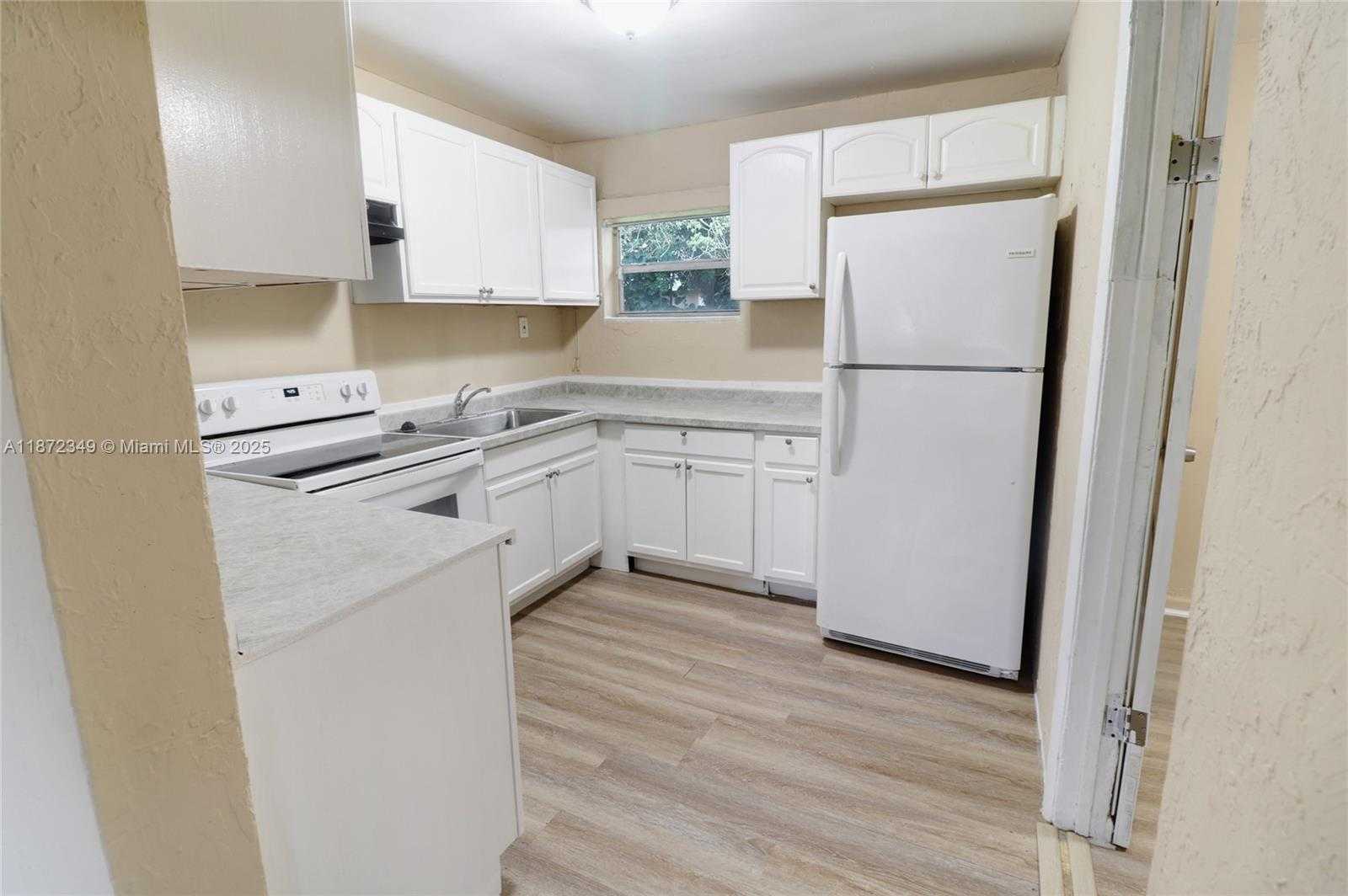 Small Image of 2768 NORTH WEST 5TH ST, Pompano Beach Number 6