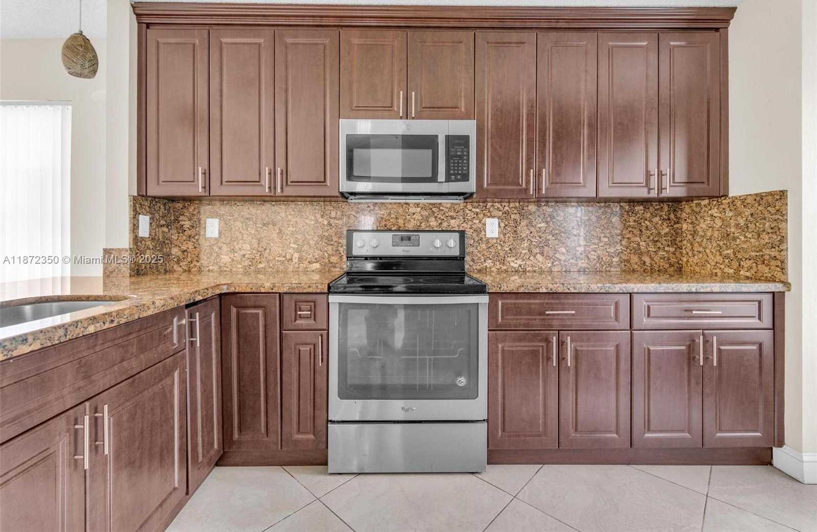 Small Image of 5904 WOODLAND POINT PL, Tamarac Number 10
