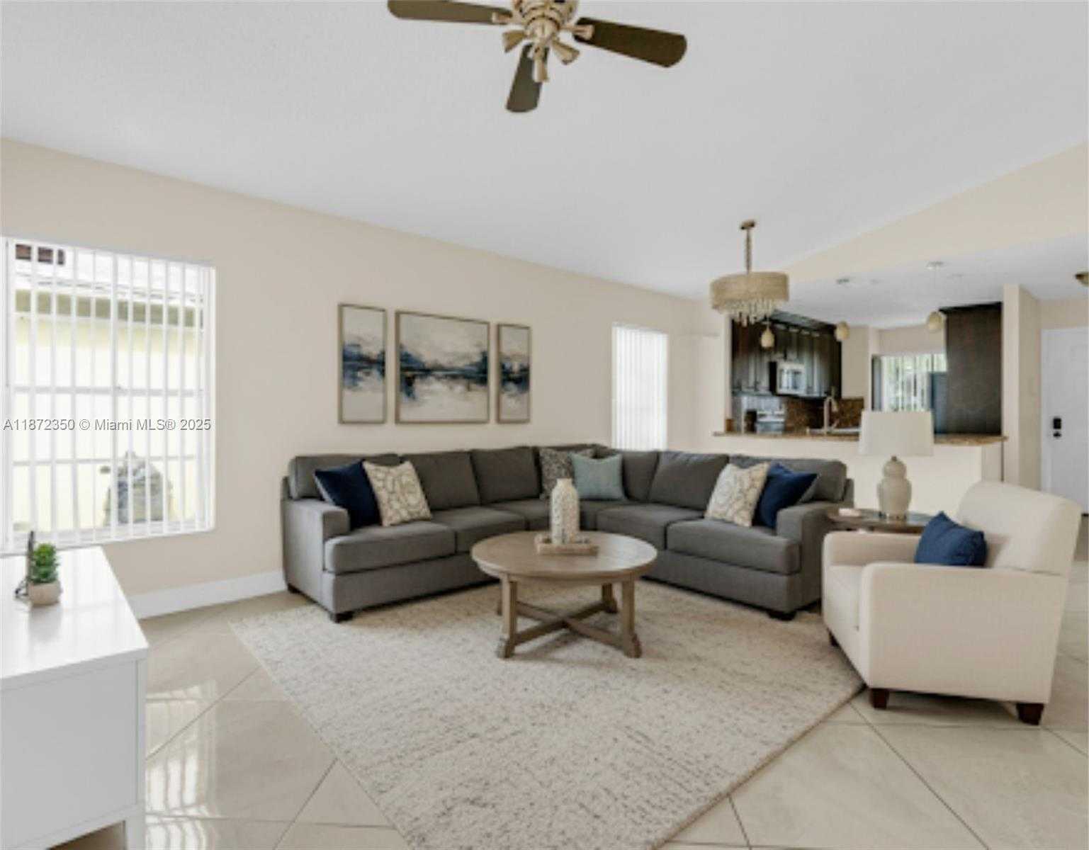 Small Image of 5904 WOODLAND POINT PL, Tamarac Number 2