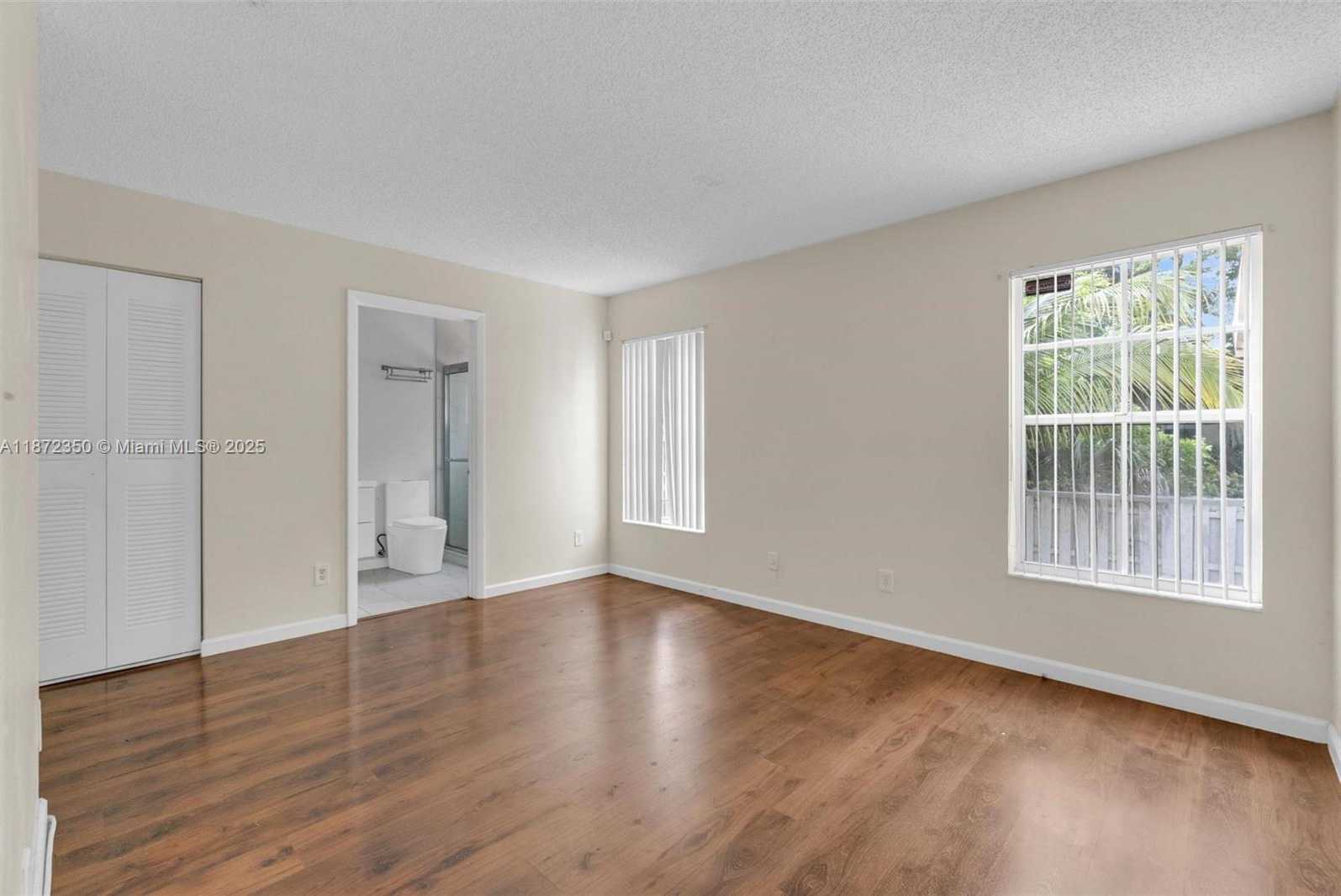 Small Image of 5904 WOODLAND POINT PL, Tamarac Number 25