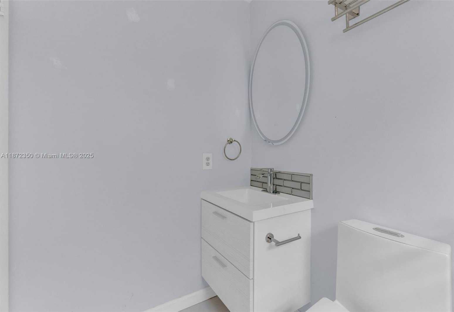Small Image of 5904 WOODLAND POINT PL, Tamarac Number 29
