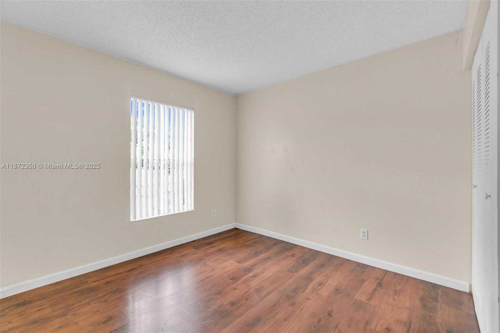 Small Image of 5904 WOODLAND POINT PL, Tamarac Number 31