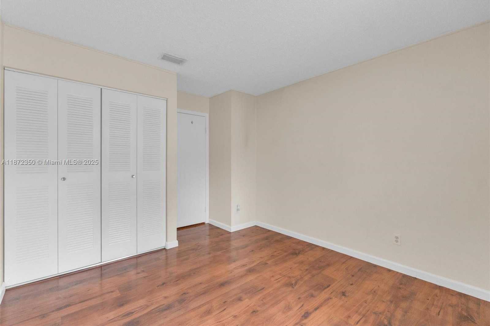 Small Image of 5904 WOODLAND POINT PL, Tamarac Number 33