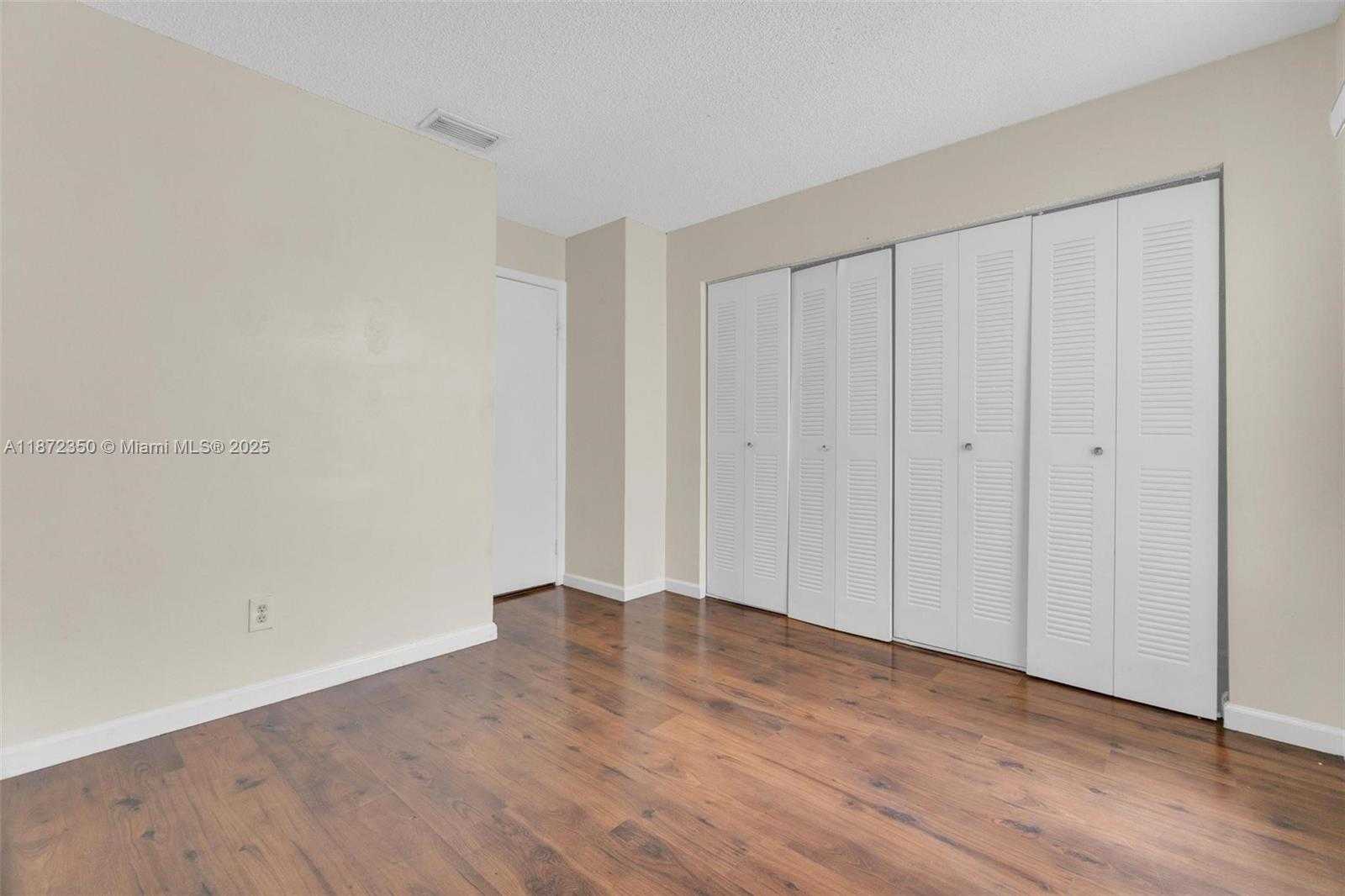 Small Image of 5904 WOODLAND POINT PL, Tamarac Number 38