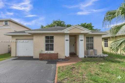 Small Image of 5904 WOODLAND POINT PL, Tamarac Number 4