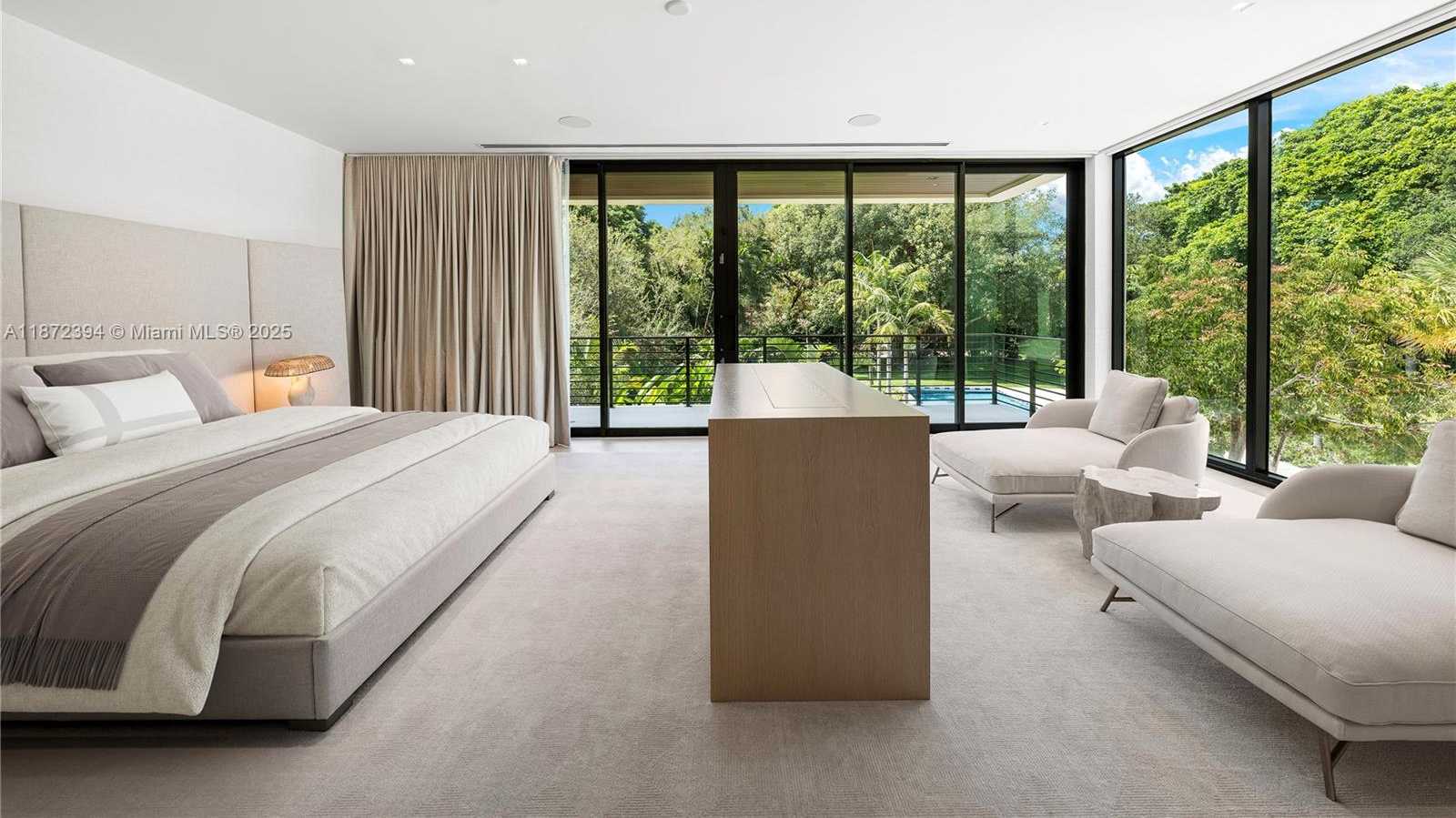 Small Image of 9440 OLD CUTLER LN, Coral Gables Number 21