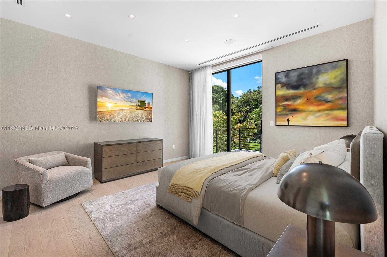 Small Image of 9440 OLD CUTLER LN, Coral Gables Number 38