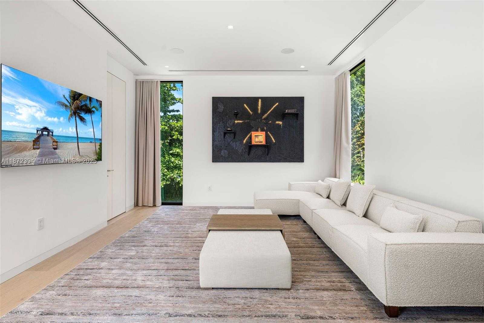 Small Image of 9440 OLD CUTLER LN, Coral Gables Number 49
