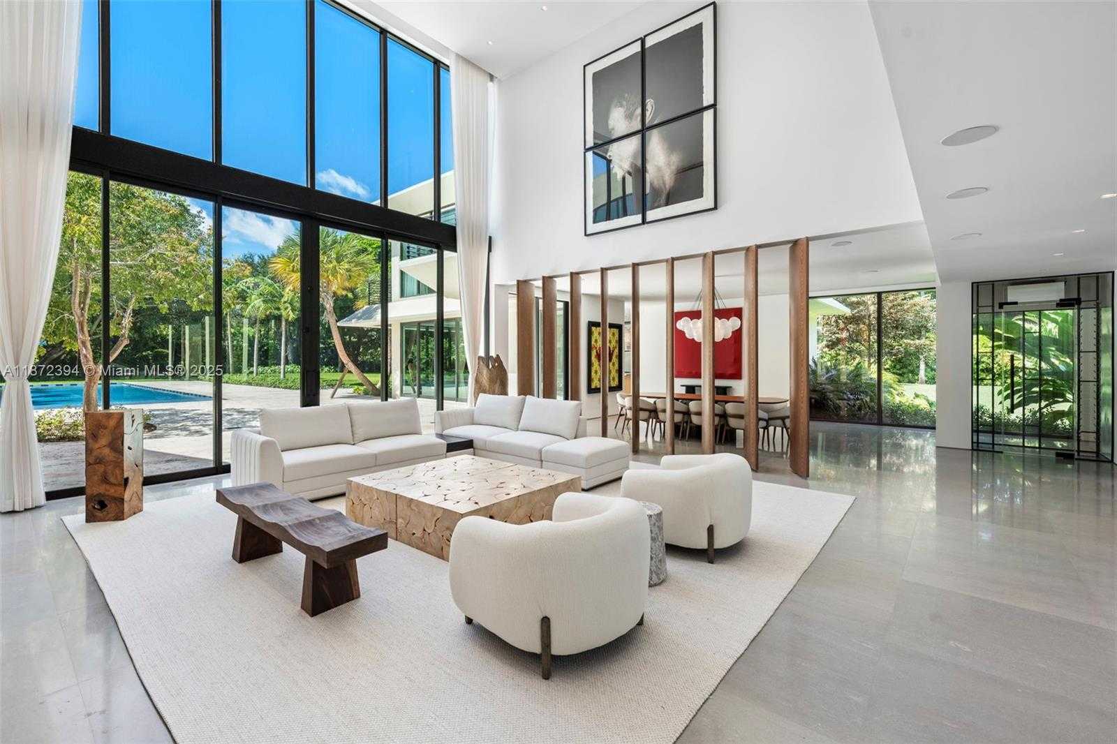 Small Image of 9440 OLD CUTLER LN, Coral Gables Number 5