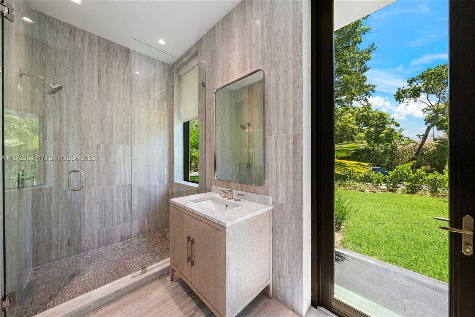 Small Image of 9440 OLD CUTLER LN, Coral Gables Number 55