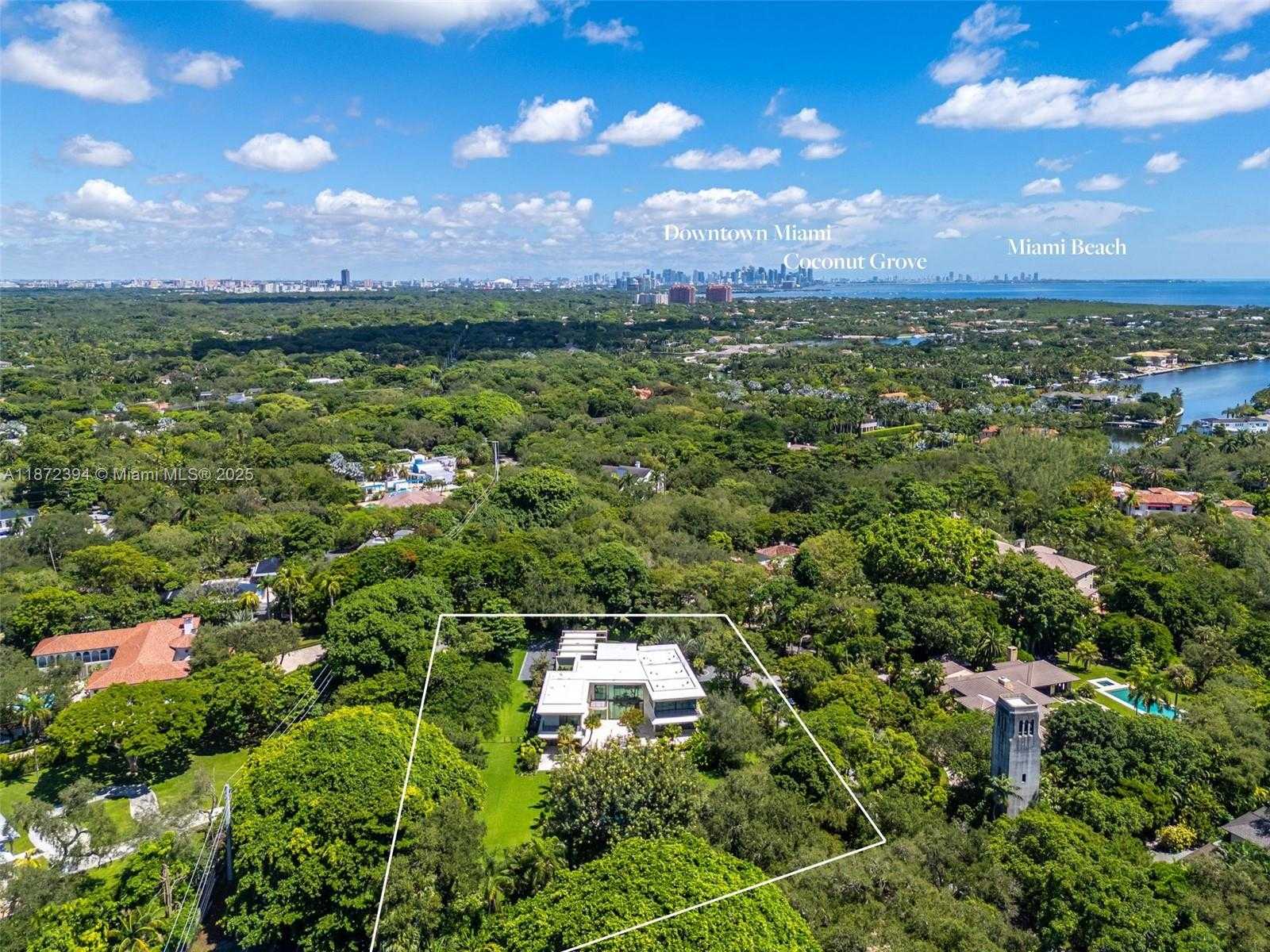 Small Image of 9440 OLD CUTLER LN, Coral Gables Number 64