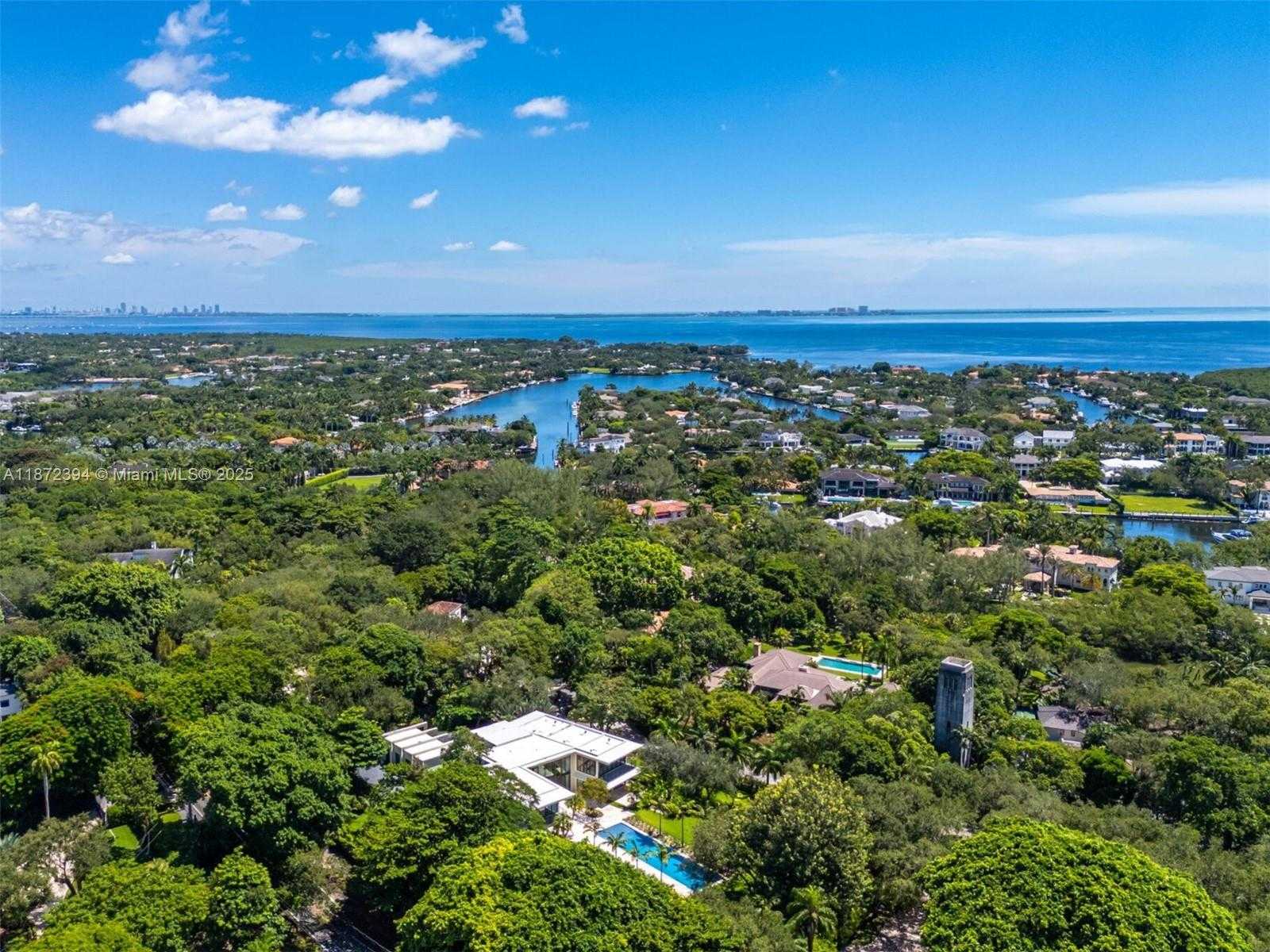 Small Image of 9440 OLD CUTLER LN, Coral Gables Number 65