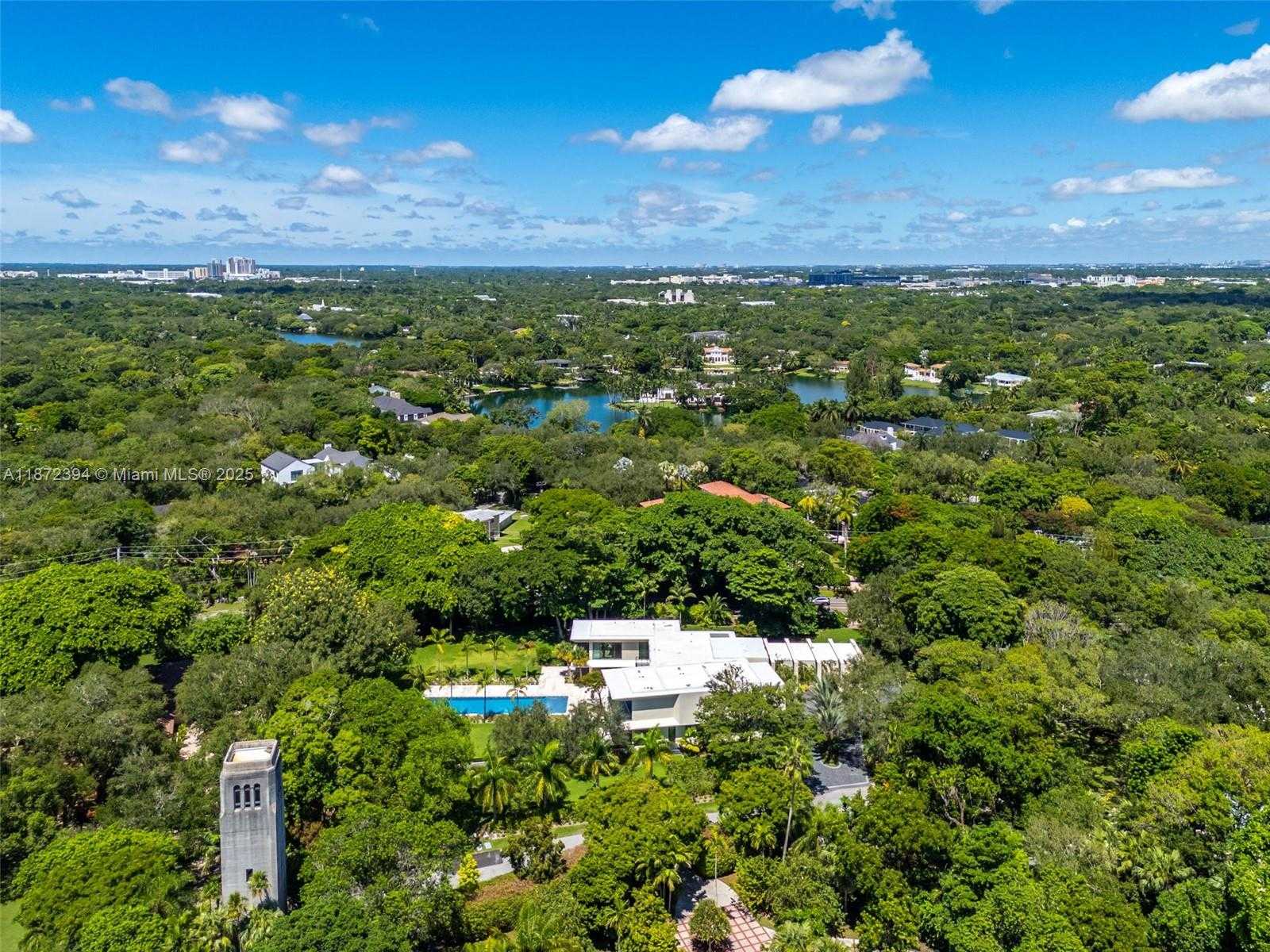 Small Image of 9440 OLD CUTLER LN, Coral Gables Number 71