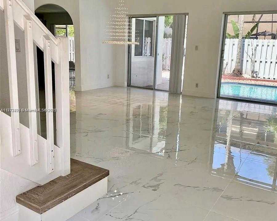 Small Image of 11301 ROCKINGHORSE RD, Cooper City Number 8