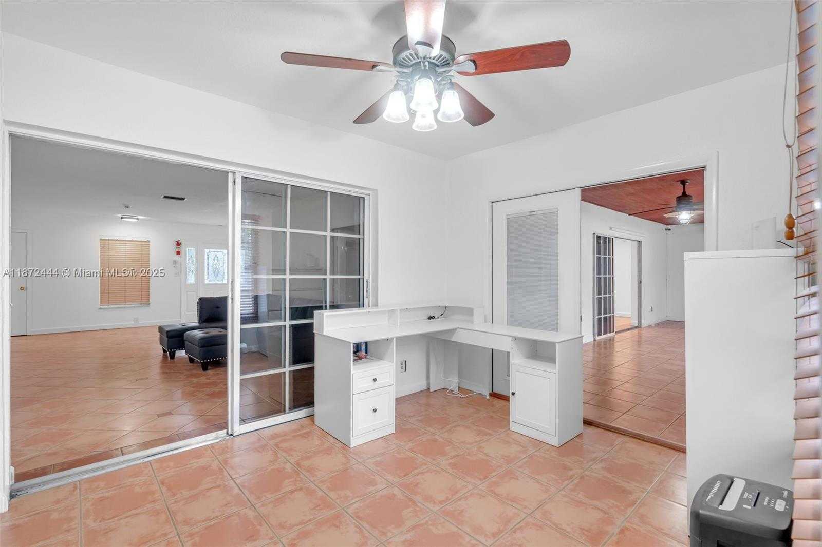 Small Image of 4801 HARRISON ST, Hollywood Number 11