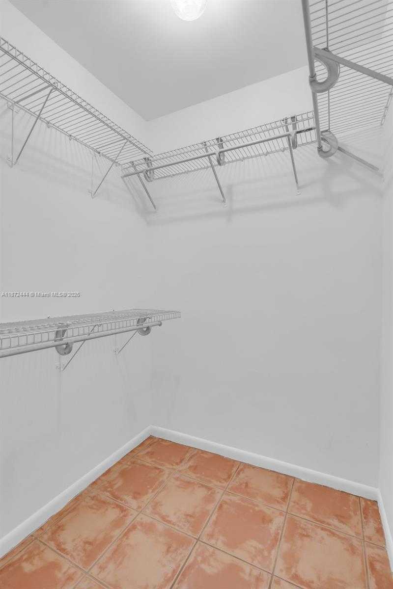 Small Image of 4801 HARRISON ST, Hollywood Number 18
