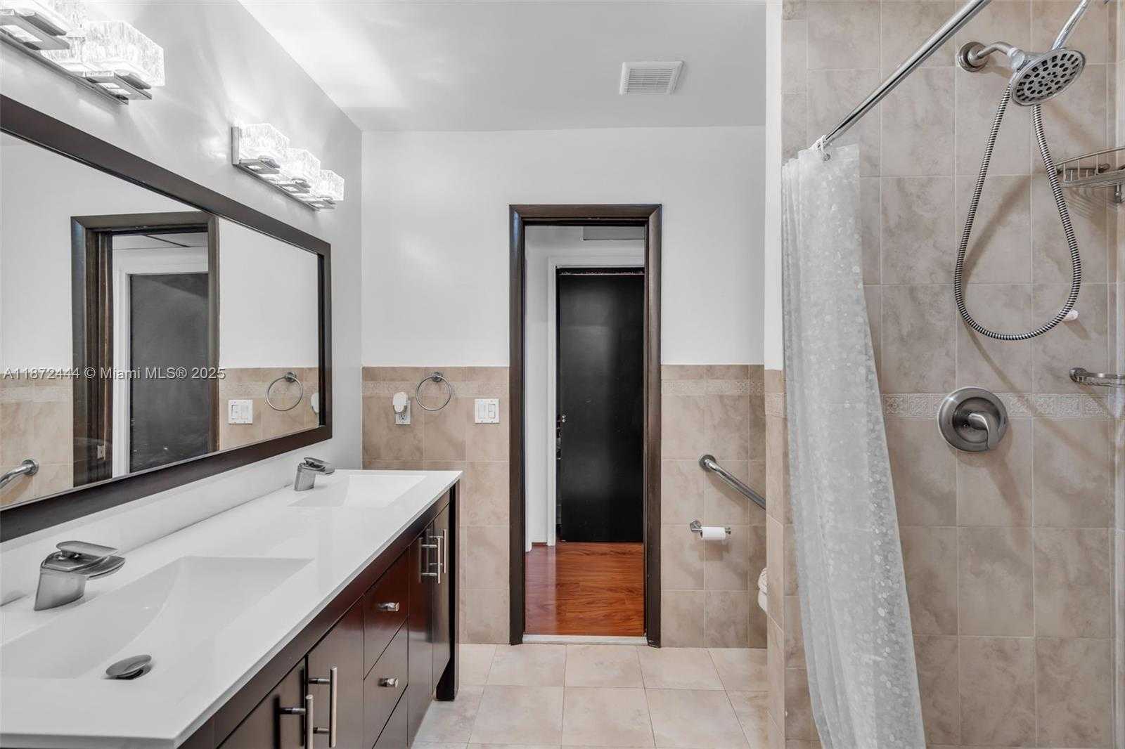 Small Image of 4801 HARRISON ST, Hollywood Number 20