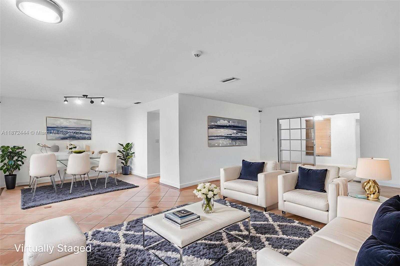 Small Image of 4801 HARRISON ST, Hollywood Number 6