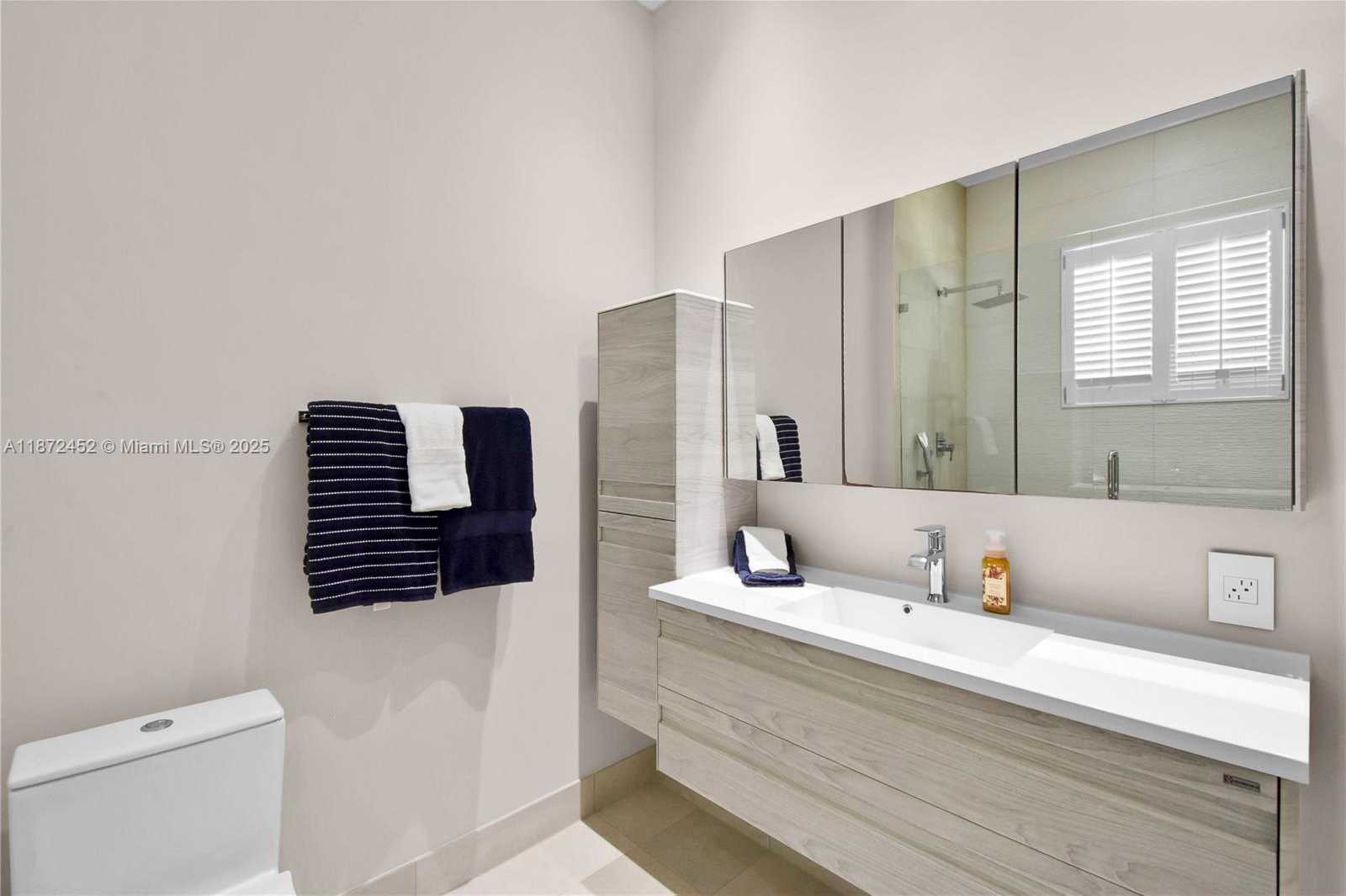 Small Image of 3502 DERBY LN, Weston Number 36