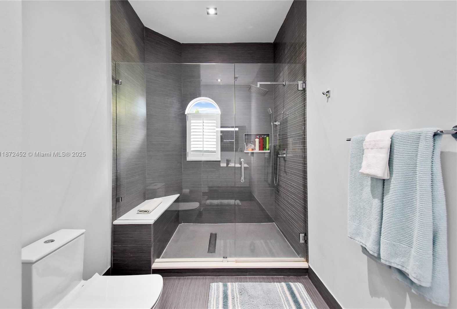 Small Image of 3502 DERBY LN, Weston Number 39