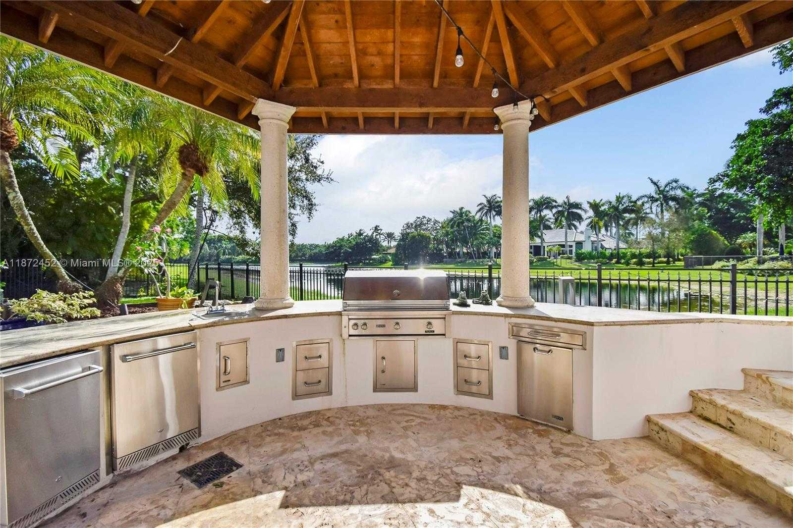 Small Image of 3502 DERBY LN, Weston Number 54