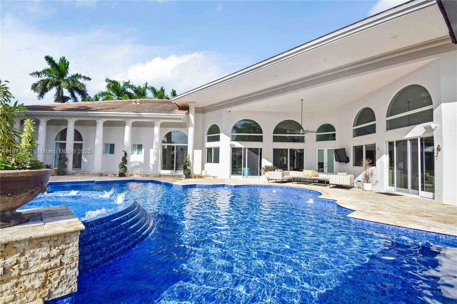 Small Image of 3502 DERBY LN, Weston Number 56