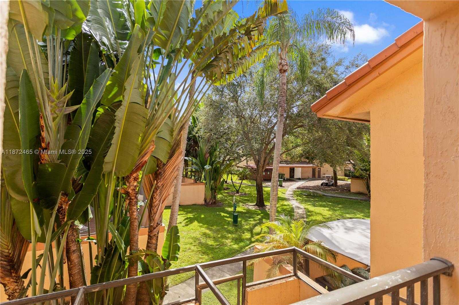 Small Image of 949 SW 113TH TER, Pembroke Pines Number 16