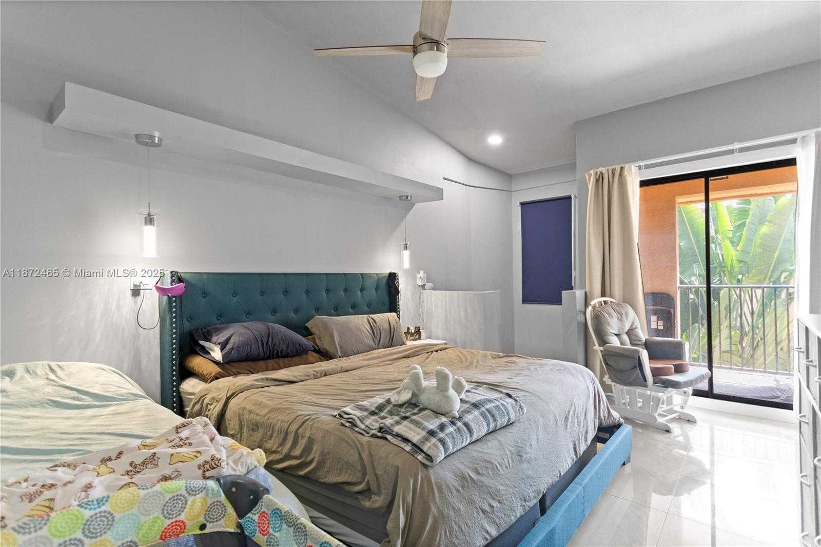 Small Image of 949 SW 113TH TER, Pembroke Pines Number 19
