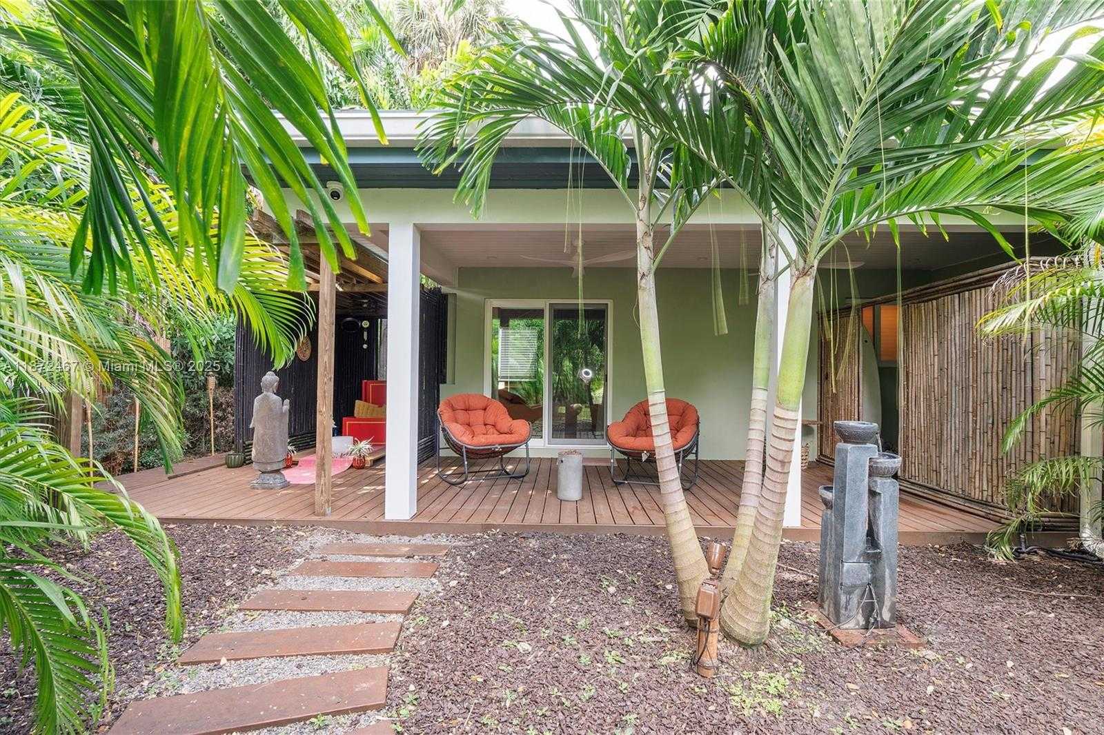 Small Image of 11377 WEST BISCAYNE CANAL RD, Miami Number 44
