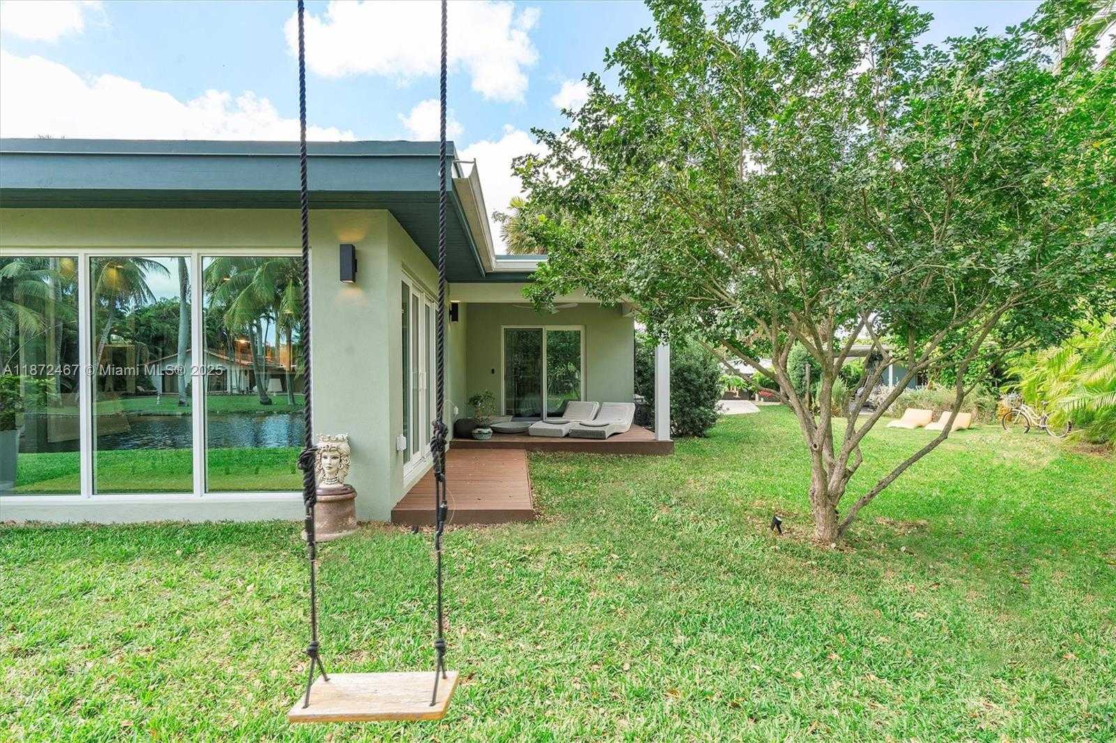 Small Image of 11377 WEST BISCAYNE CANAL RD, Miami Number 58
