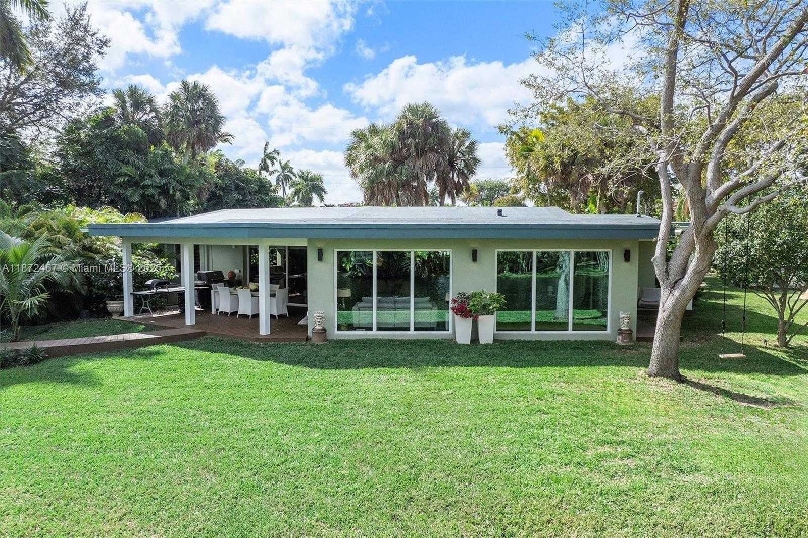 Small Image of 11377 WEST BISCAYNE CANAL RD, Miami Number 76