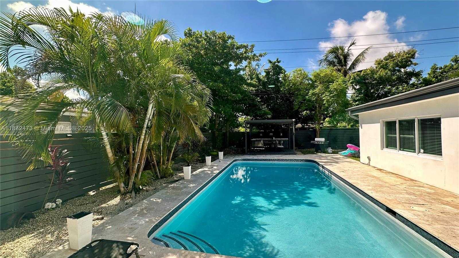 Small Image of 40 NORTH WEST 125TH ST, North Miami Number 22