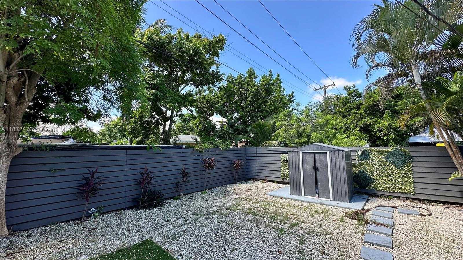 Small Image of 40 NORTH WEST 125TH ST, North Miami Number 25