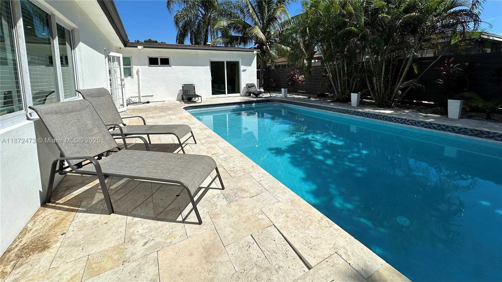 Small Image of 40 NORTH WEST 125TH ST, North Miami Number 6