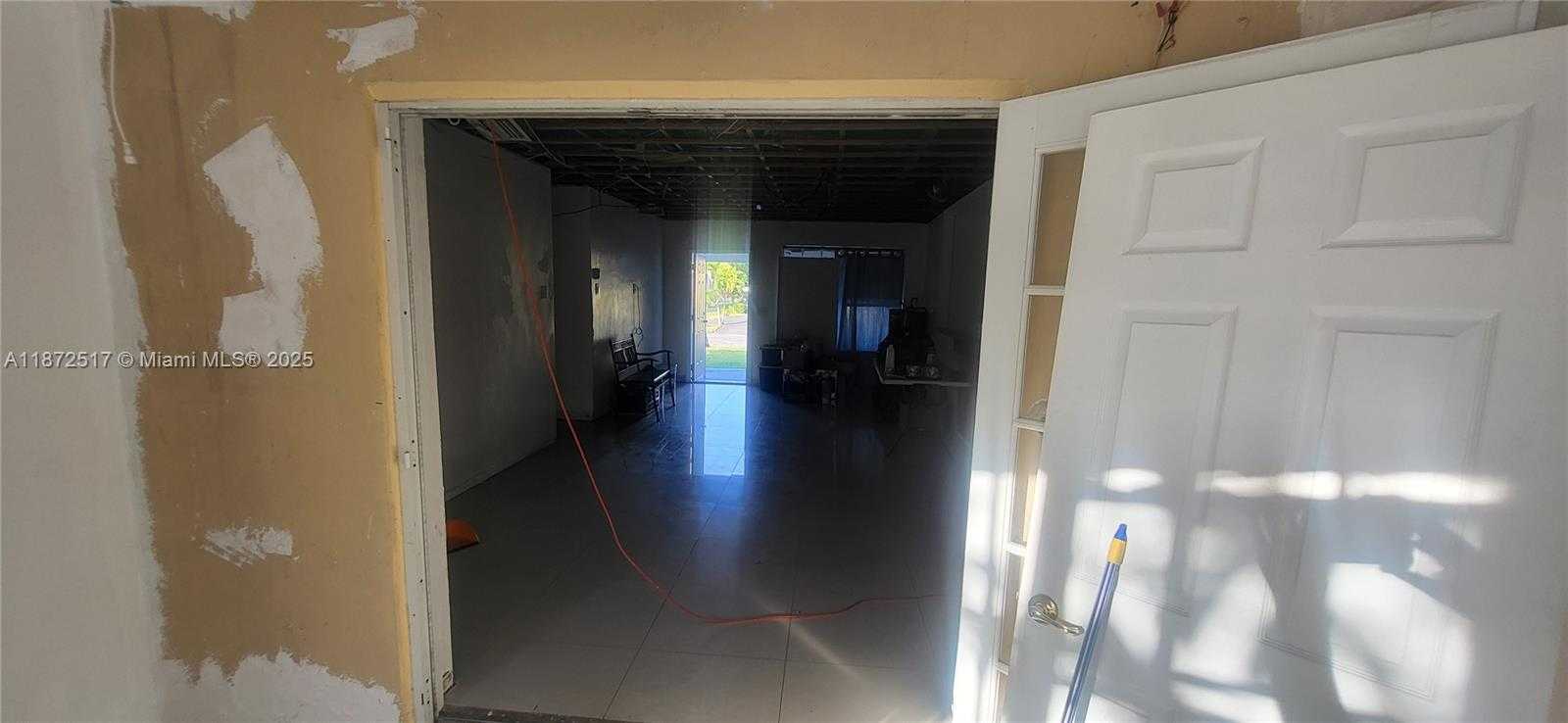 Small Image of 731 SOUTH WEST 3RD AVE, Hallandale Beach Number 21