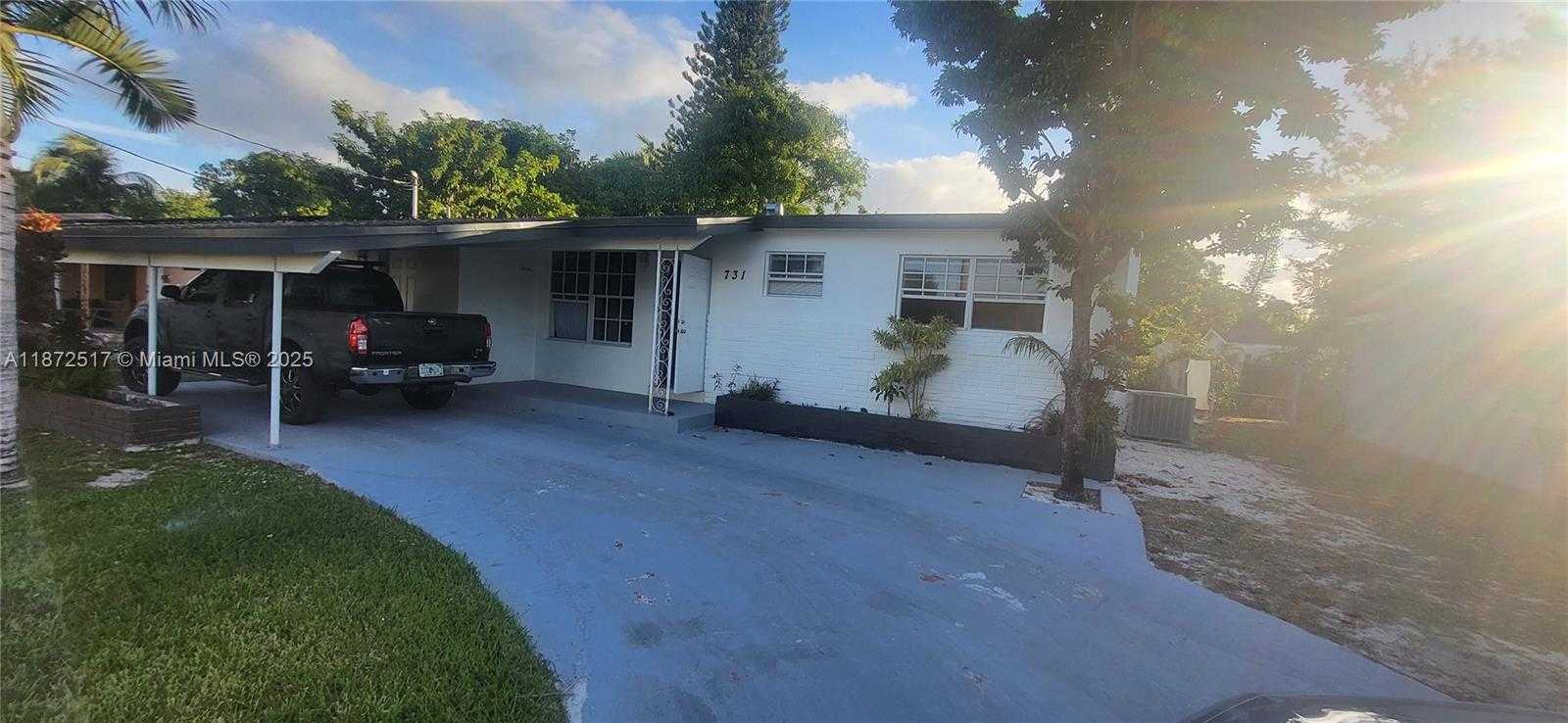 Small Image of 731 SOUTH WEST 3RD AVE, Hallandale Beach Number 3