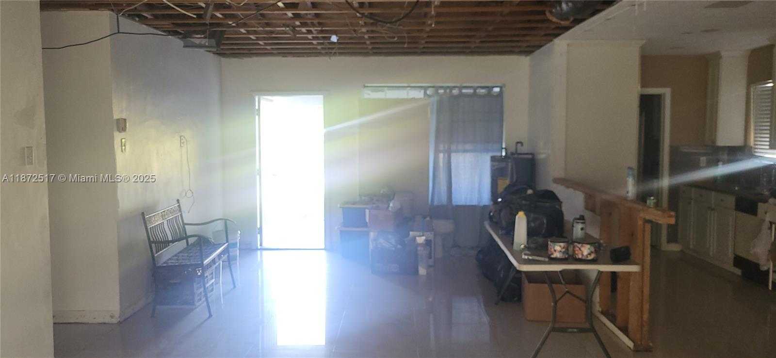 Small Image of 731 SOUTH WEST 3RD AVE, Hallandale Beach Number 8