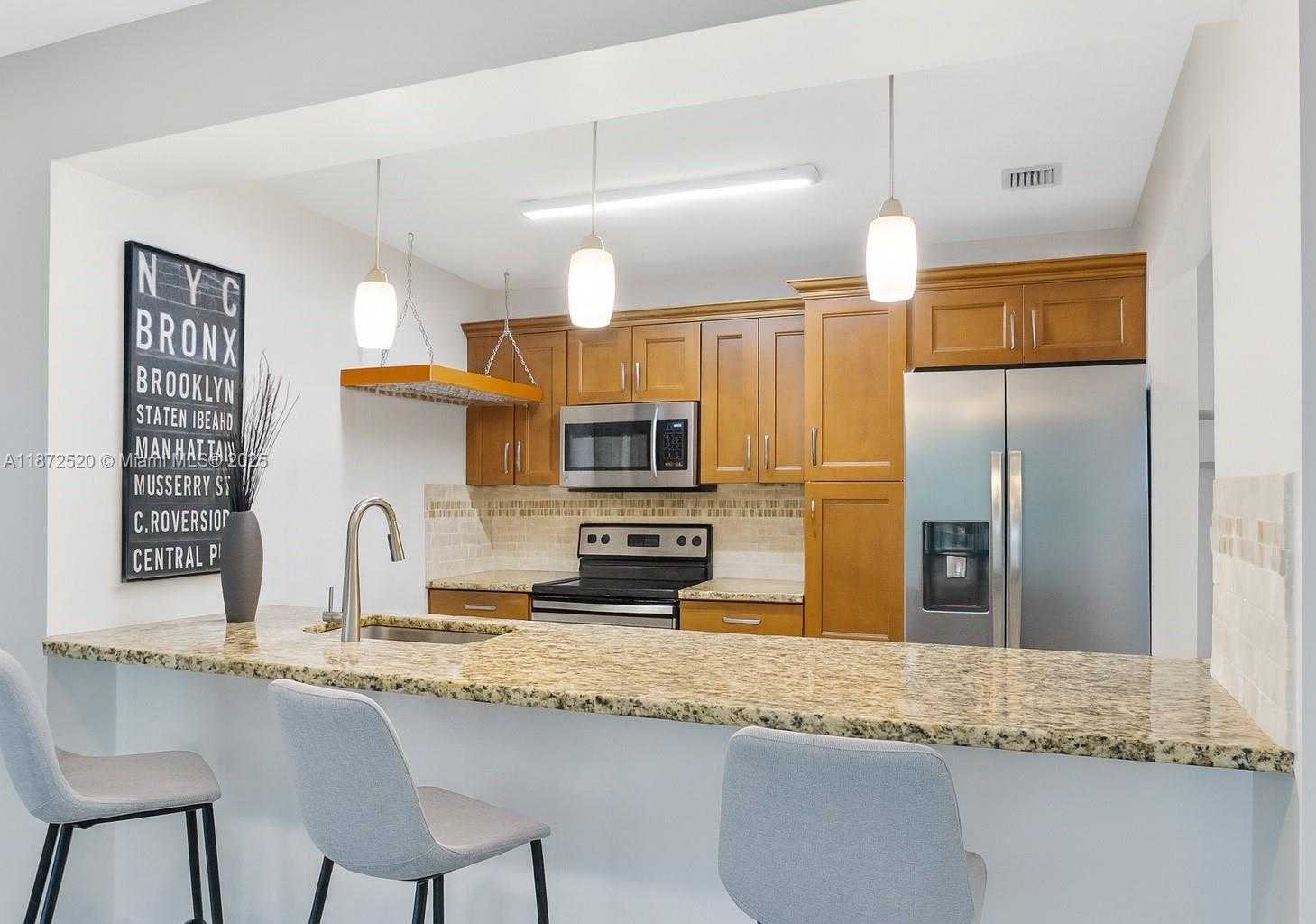 Small Image of 1960 SOUTH WEST 28TH WAY, Fort Lauderdale Number 12
