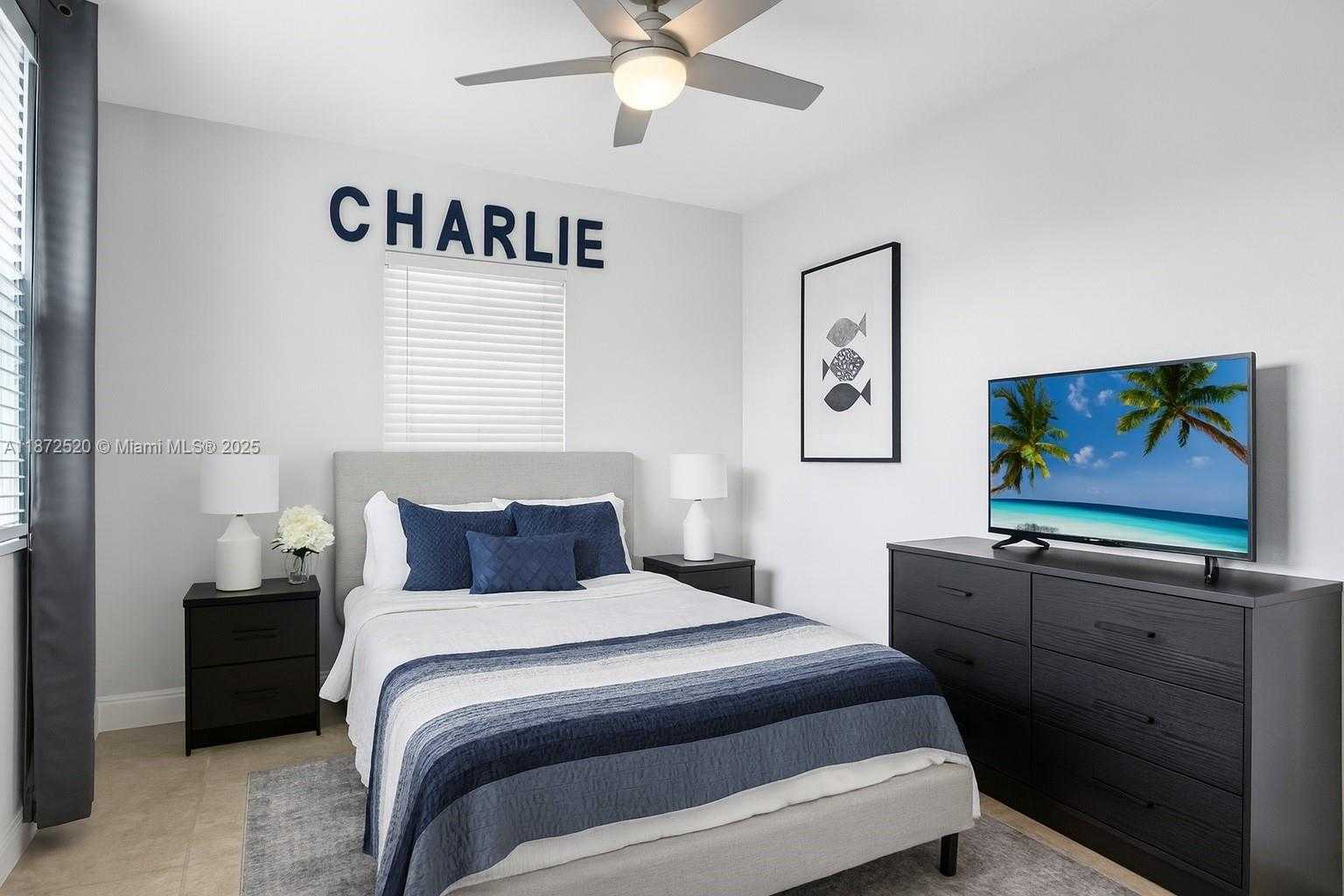 Small Image of 1960 SOUTH WEST 28TH WAY, Fort Lauderdale Number 15
