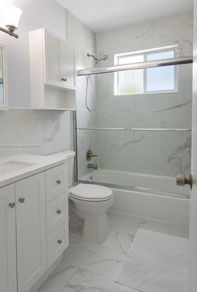 Small Image of 1960 SOUTH WEST 28TH WAY, Fort Lauderdale Number 18