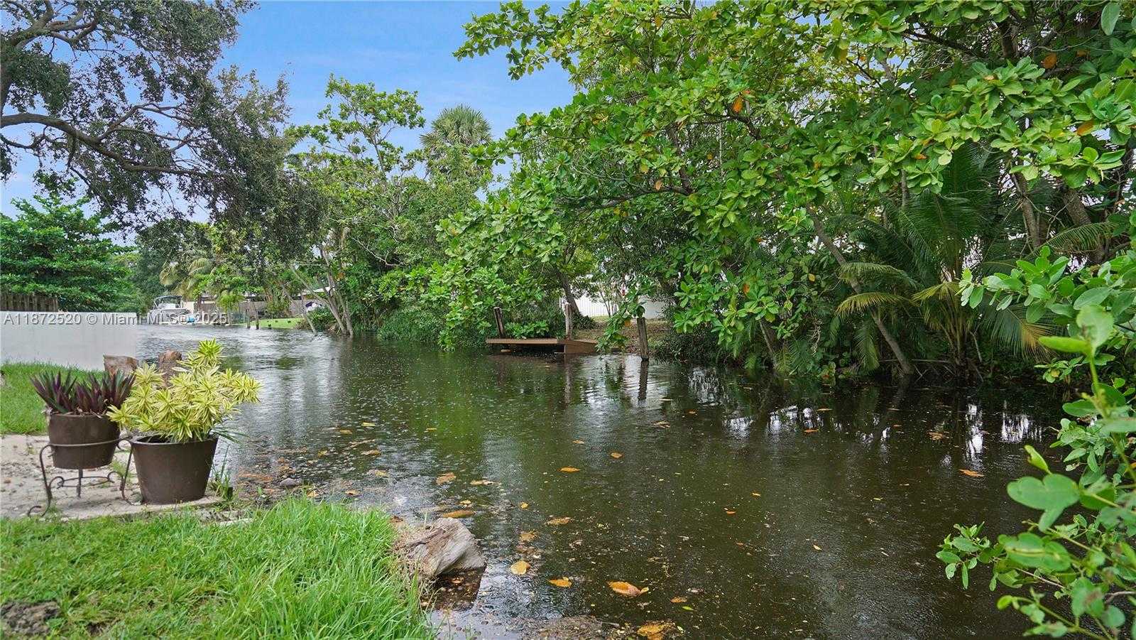 Small Image of 1960 SOUTH WEST 28TH WAY, Fort Lauderdale Number 28