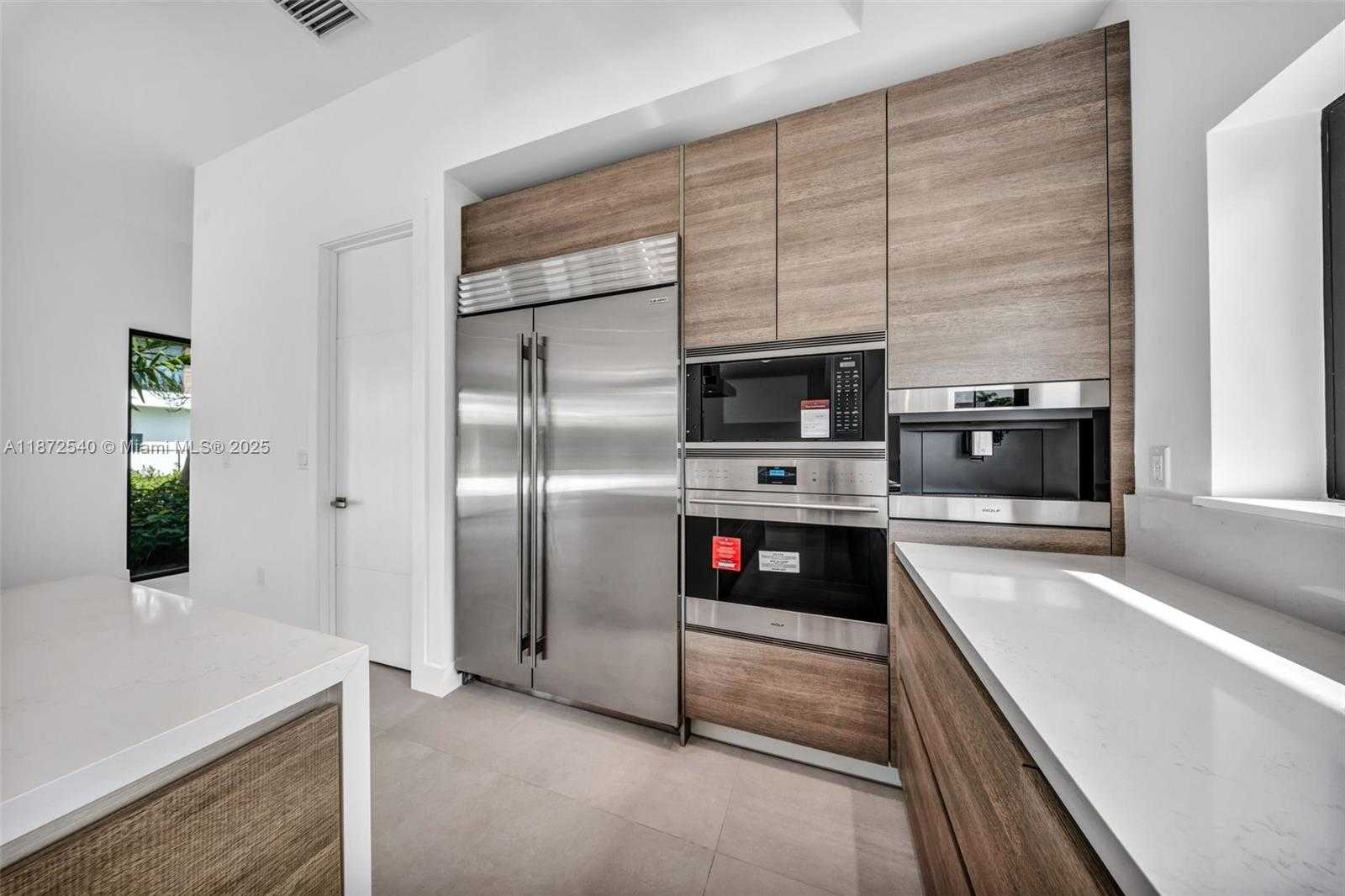 Small Image of 16740 NORTH BOTANIKO DR N, Weston Number 20