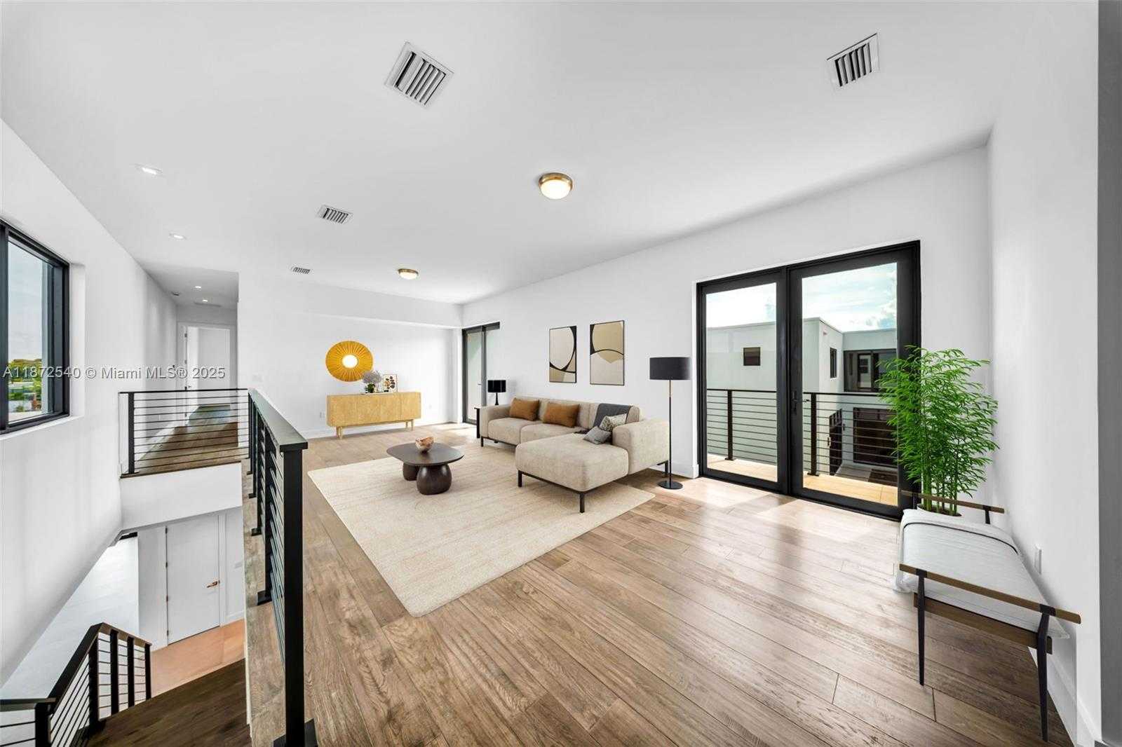 Small Image of 16740 NORTH BOTANIKO DR N, Weston Number 25